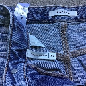 PacSun High Rise Waist 22 Shorts